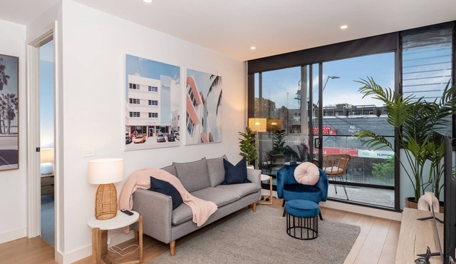 Pet Friendly - Bayside living at The Hampton in Hampton