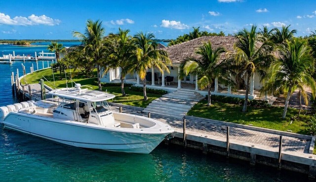Private Island Villa w/130’ Dock | Bimini 609