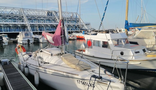 Racing Boat in Lisboa