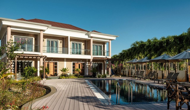 Rare~ Exquisite 6BR/6BA Villa in serene south of Mahé island ~Pool/WiFi/AC/View in Anse Royale