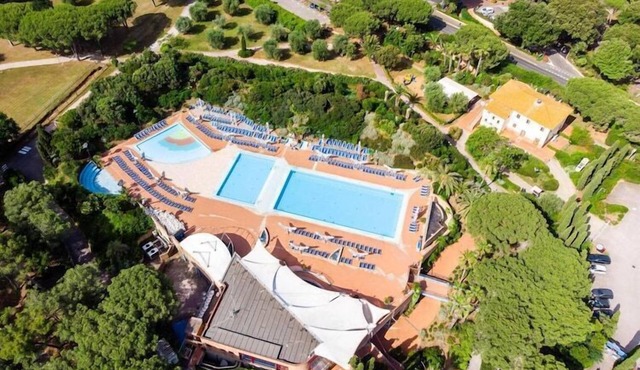 Resort Riva degli Etruschi, San Vincenzo in San Vincenzo
