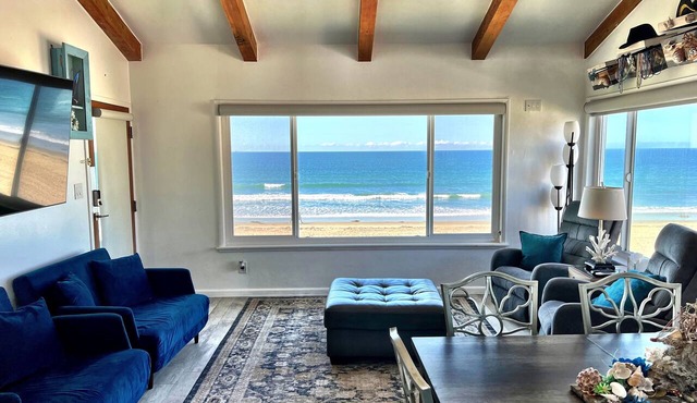 Right on the Famous Mission Beach Boardwalk - Best location in Mission Beach in San Diego