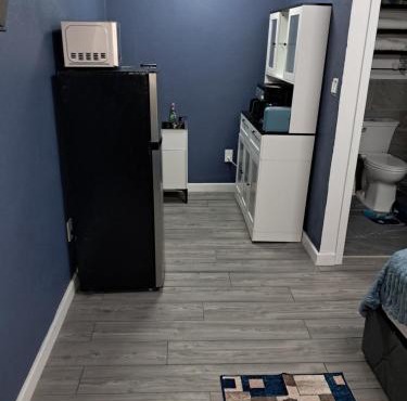 Small's Cozy Rest 7 Efficiency