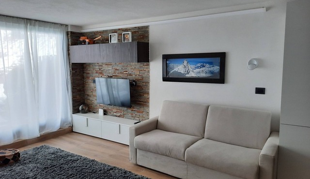 Studio apartment with direct access to the slopes, fabulous views, 4 beds in Breuil-Cervinia