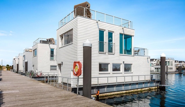 Stunning ship in Olpenitz with sauna in Olpenitz
