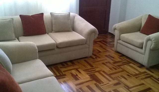Trujillo- Peru Affordable 5 stars rental 3 beds 1 bath wifi,cable tv and washer in Victor Larco Herrera