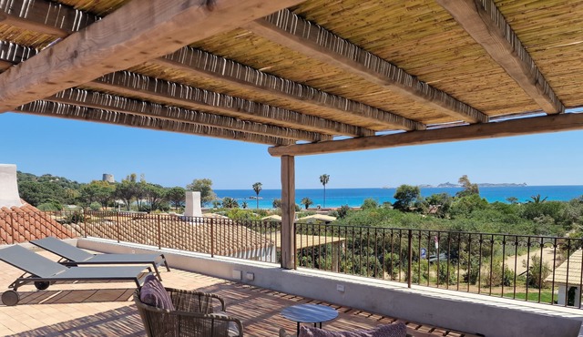 Villa il Mare - garden and sea view 200m from the beach in Cala Pira