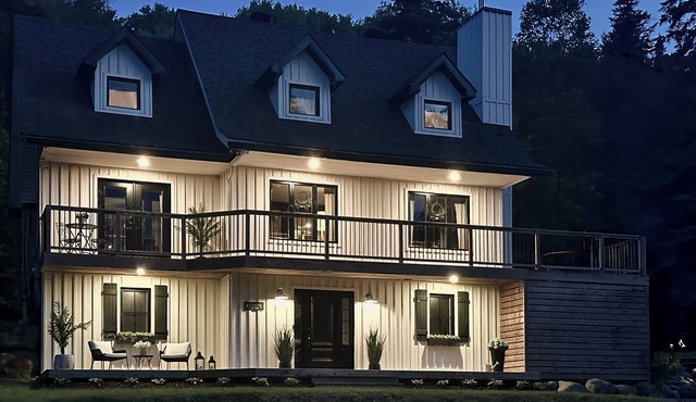 ❤️ White Cottage | Hot Tub | Private Lake Access | Mont-Tremblant Area in Lac-Supérieur