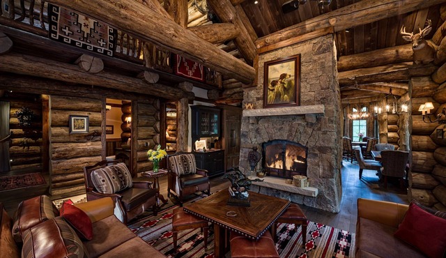 Wildly Luxurious Vail: Western Lodge, Epic Cinema + Free Village Parking! in Vail