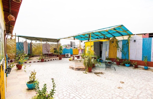 Govind Hotel 