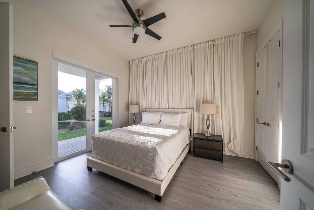 Photo of Bedroom in Alice Town