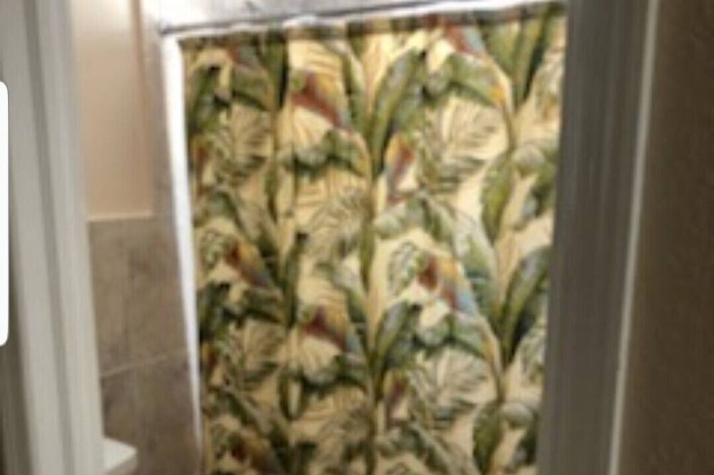 Photo of Bathroom in Alice Town