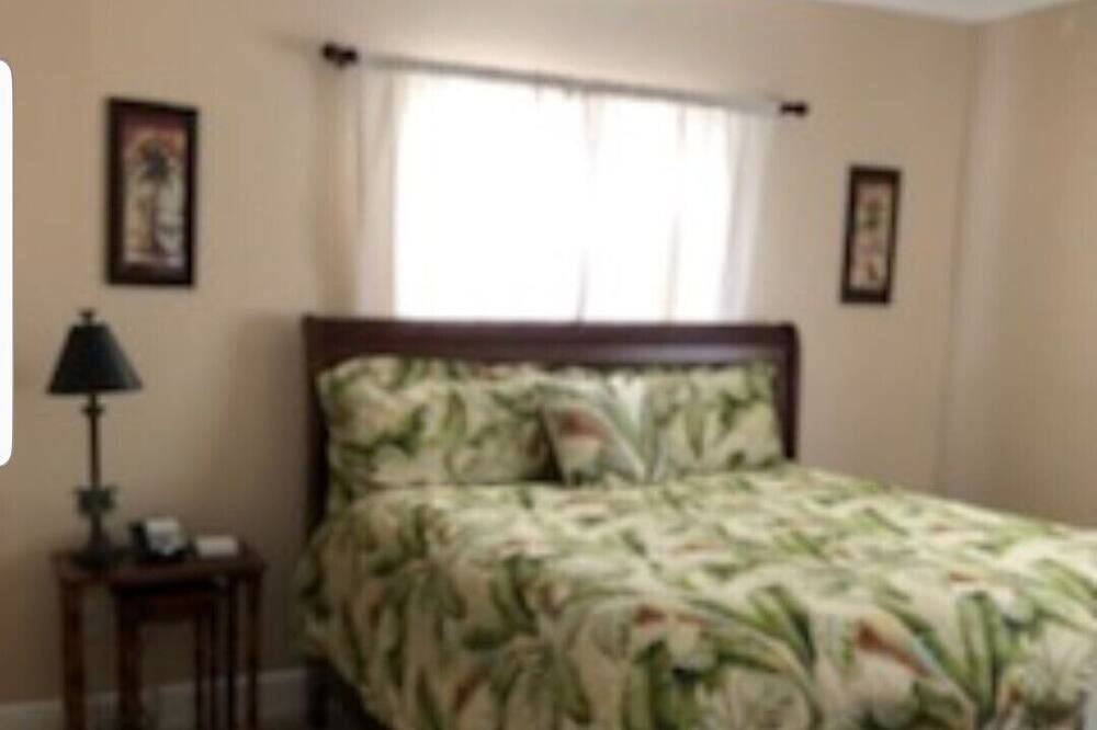 Photo of Bedroom in Alice Town