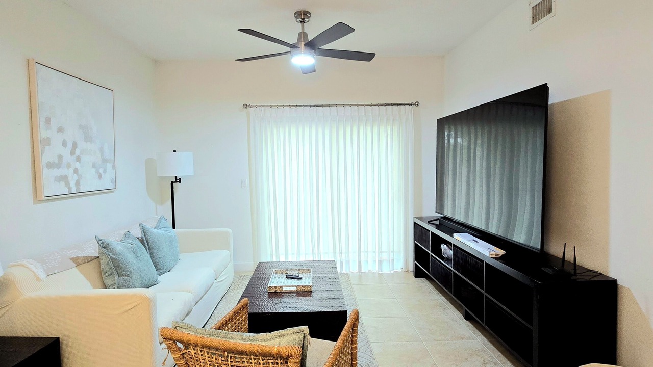 Photo of Livingroom in Alice Town