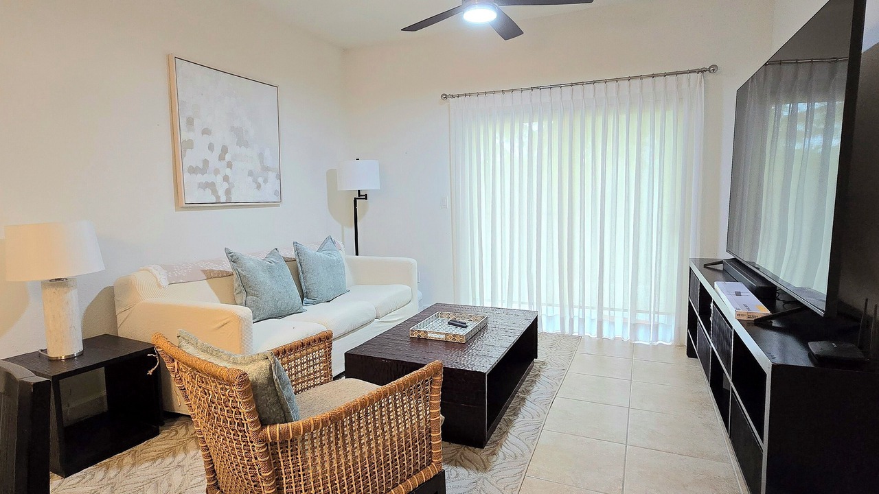 Photo of Livingroom in Alice Town