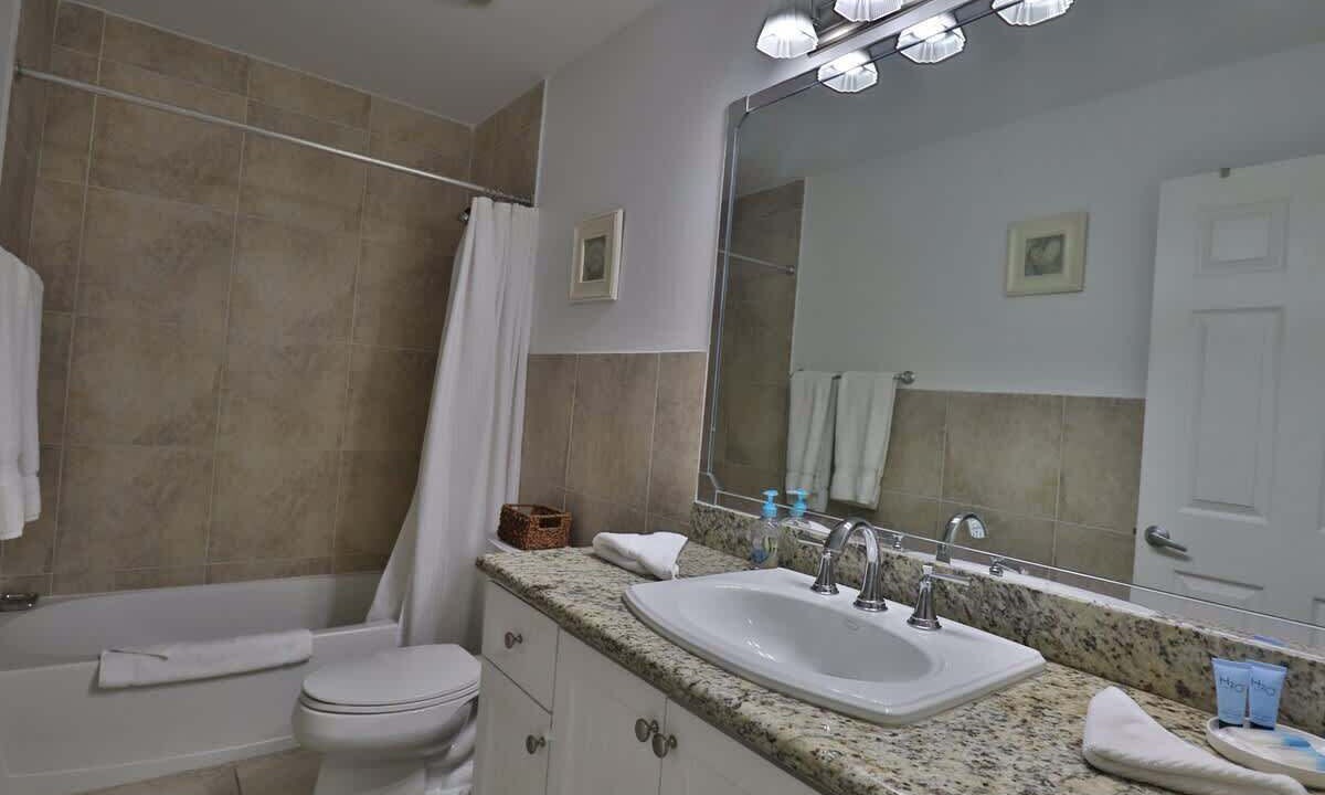 Photo of Bathroom in Alice Town