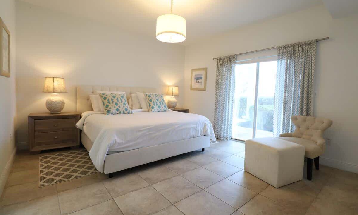 Photo of Bedroom in Alice Town