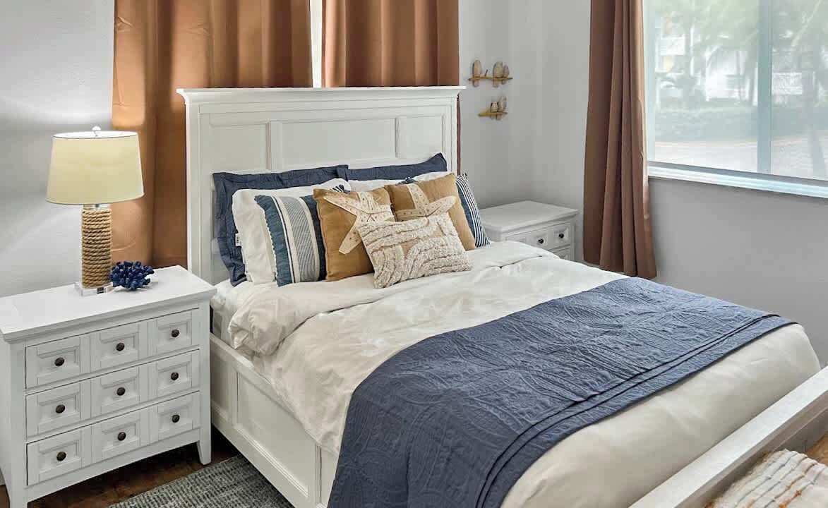 Photo of Bedroom in Alice Town