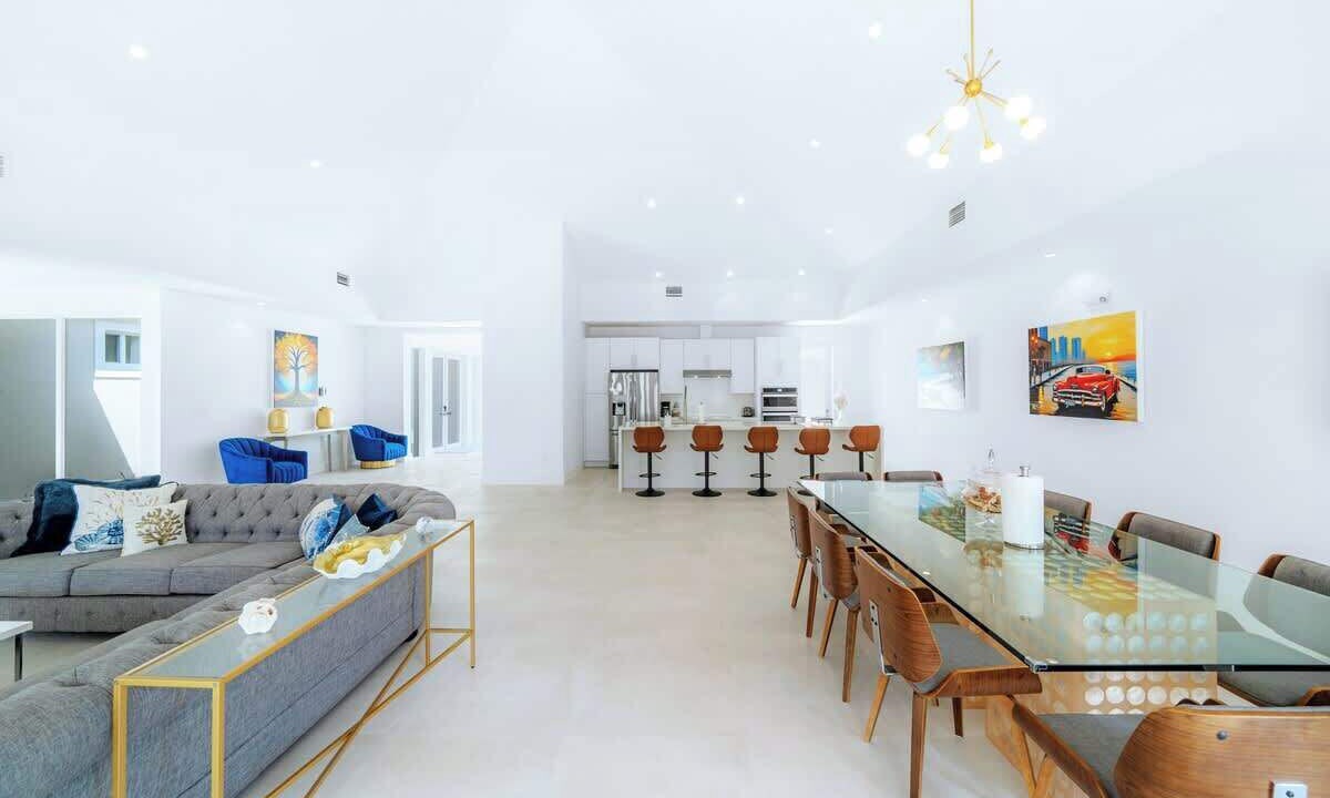 Photo of Livingroom in Alice Town