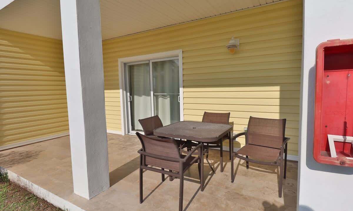 Photo of Outdoor in Alice Town