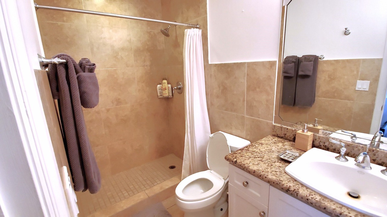 Photo of Bathroom in Alice Town