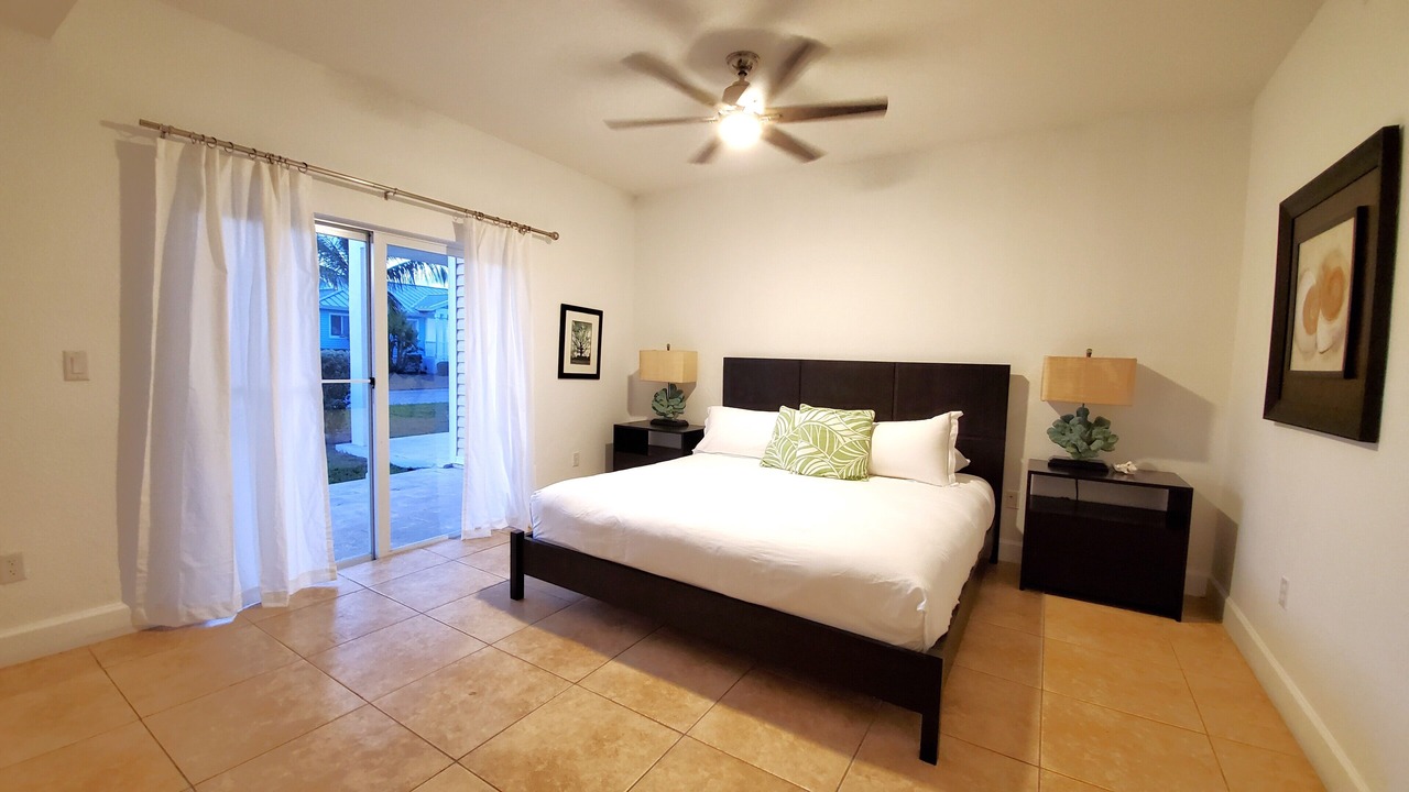 Photo of Bedroom in Alice Town