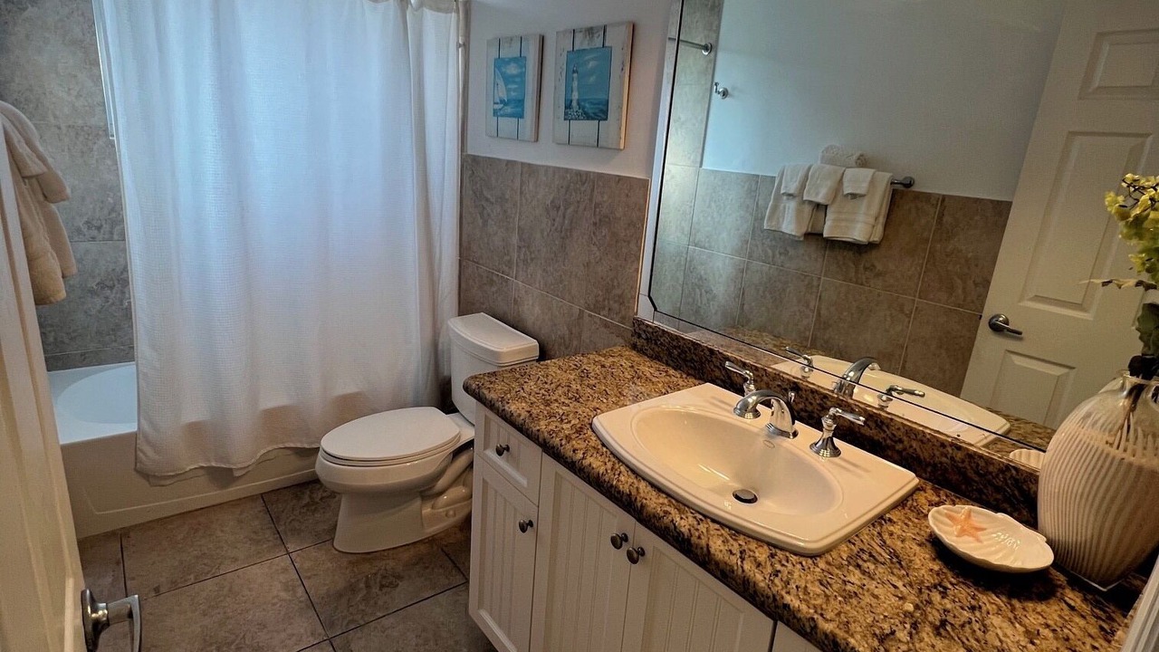 Photo of Bathroom in Alice Town