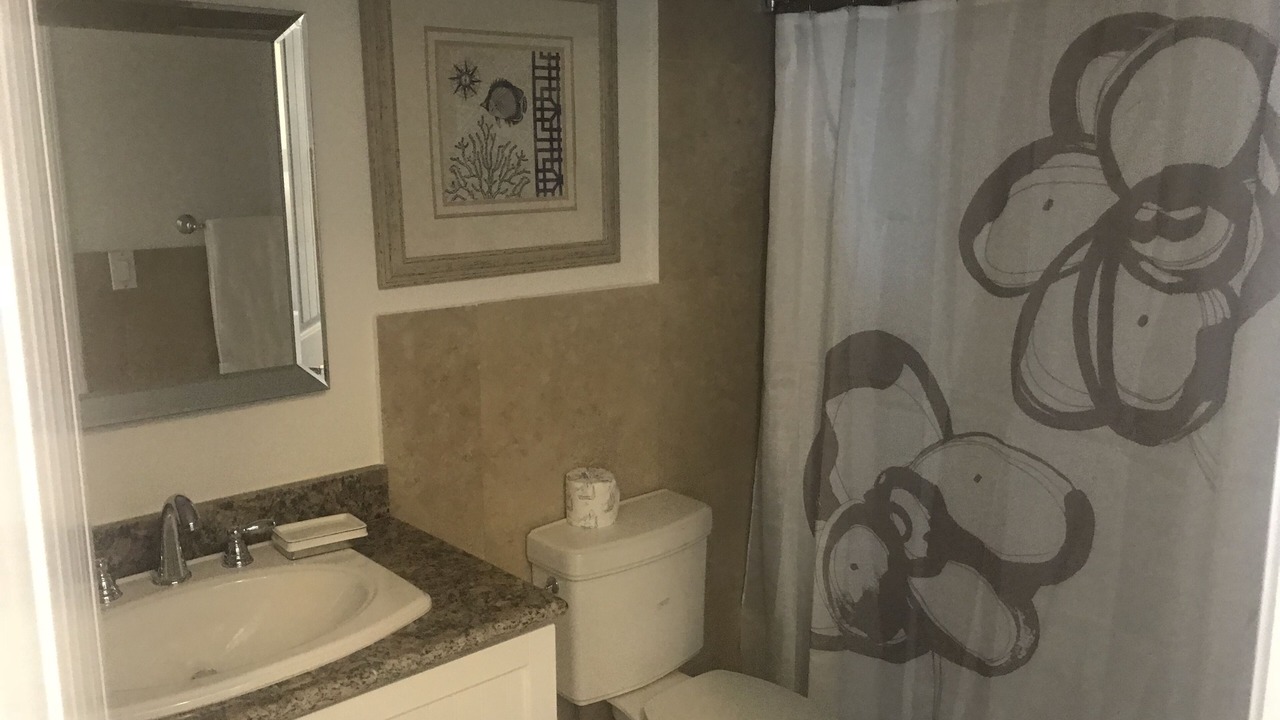 Photo of Bathroom in Alice Town