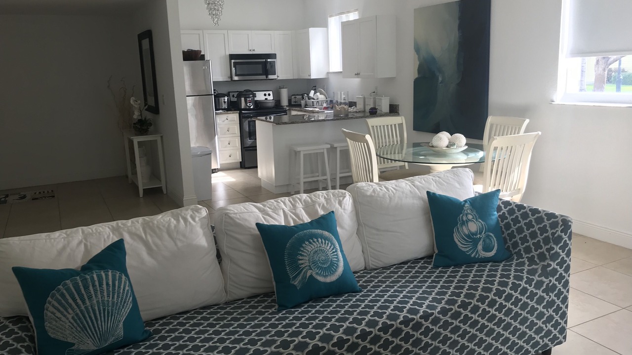 Photo of Livingroom in Alice Town