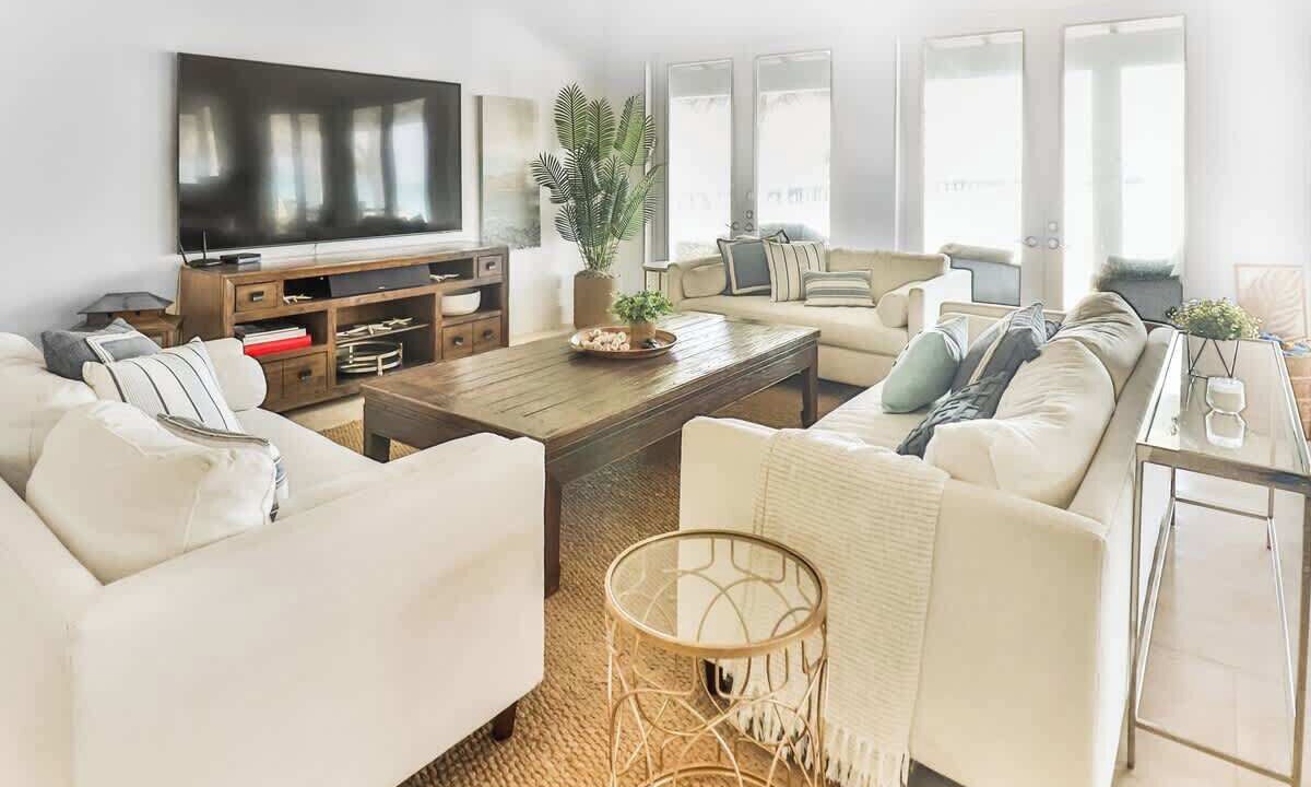 Photo of Livingroom in Alice Town