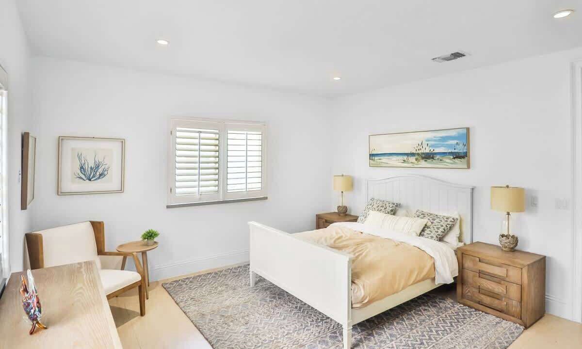 Photo of Bedroom in Alice Town