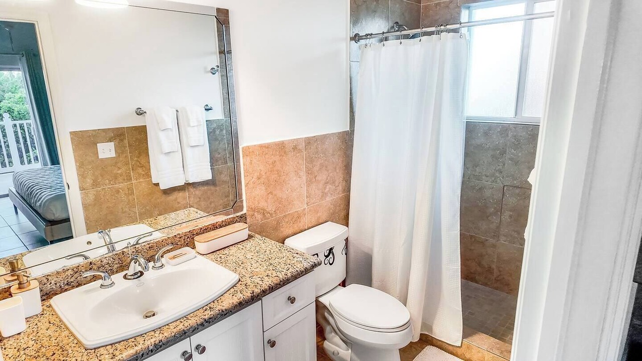 Photo of Bathroom in Alice Town