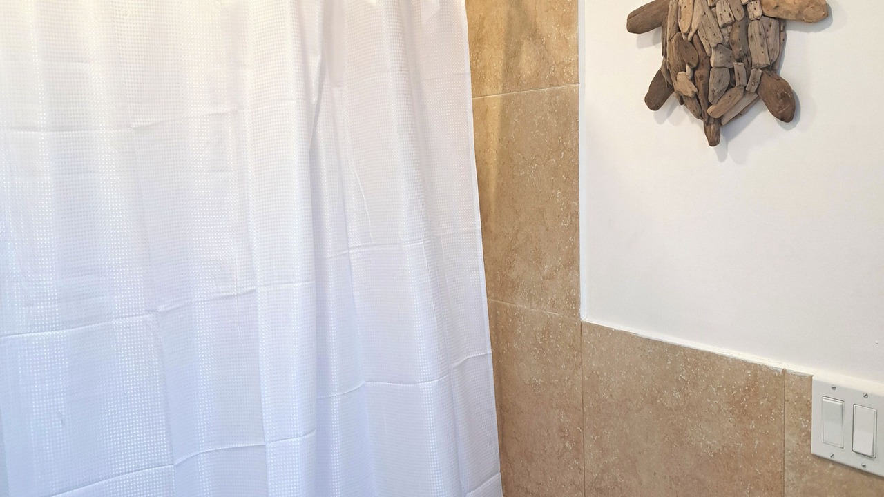 Photo of Bathroom in Alice Town