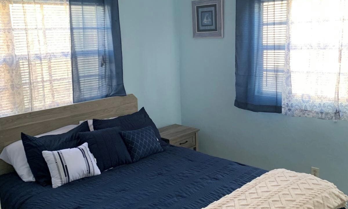 Photo of Bedroom in Alice Town