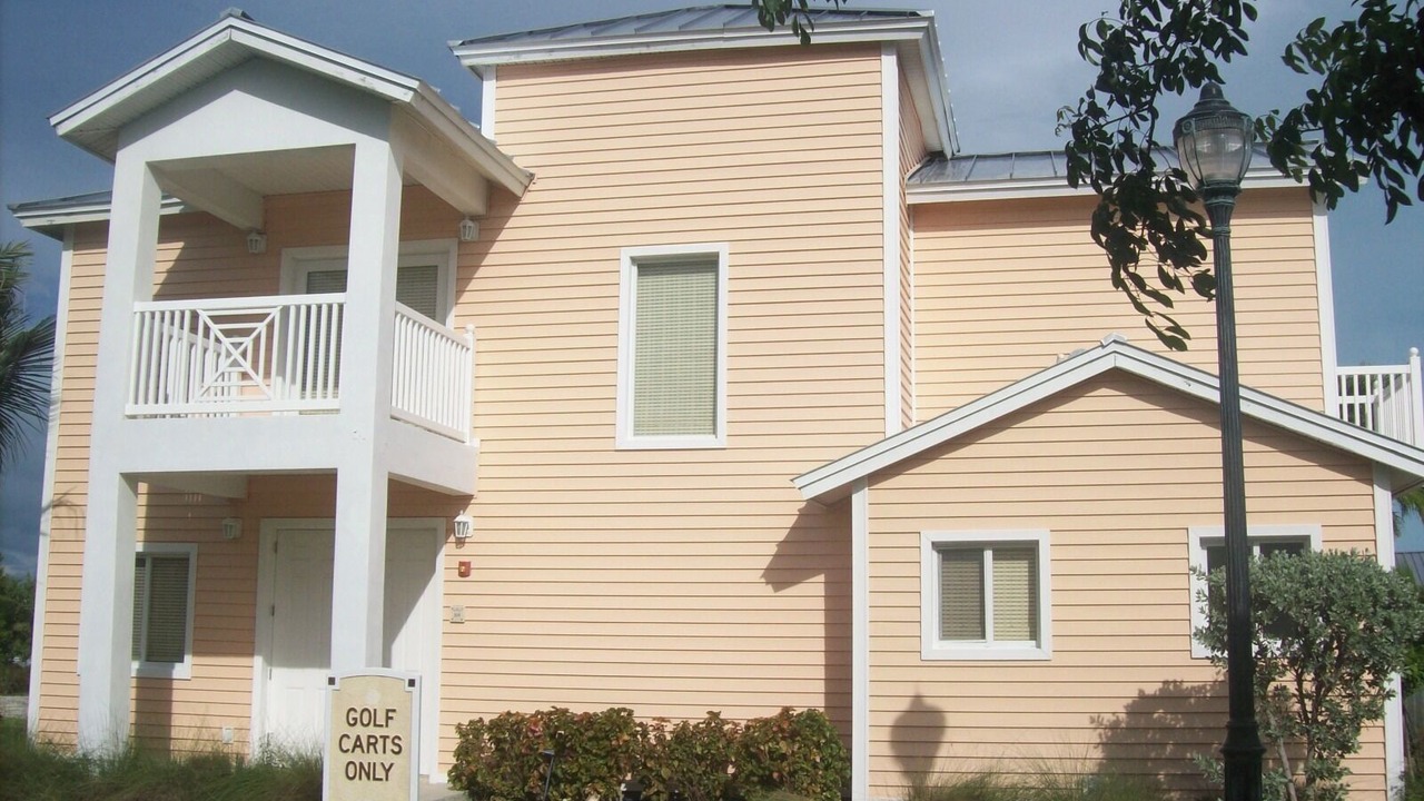 Photo of Outdoor in Alice Town