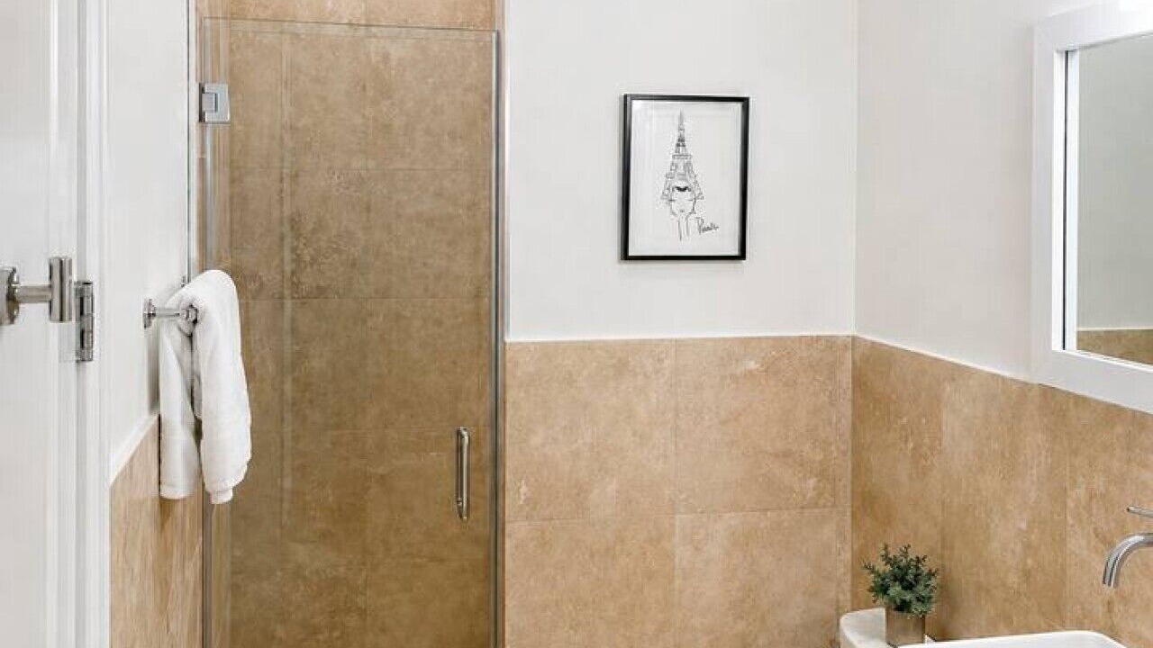 Photo of Bathroom in Alice Town