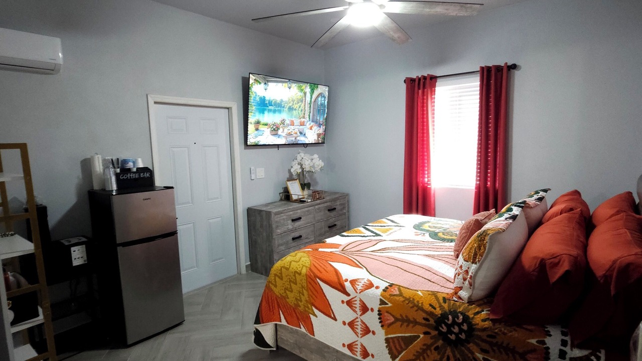 Photo of Bedroom in Alice Town