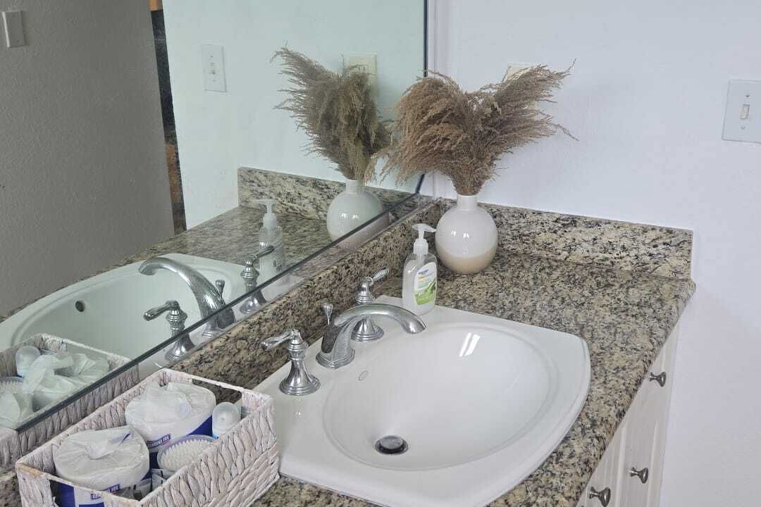 Photo of Bathroom in Alice Town