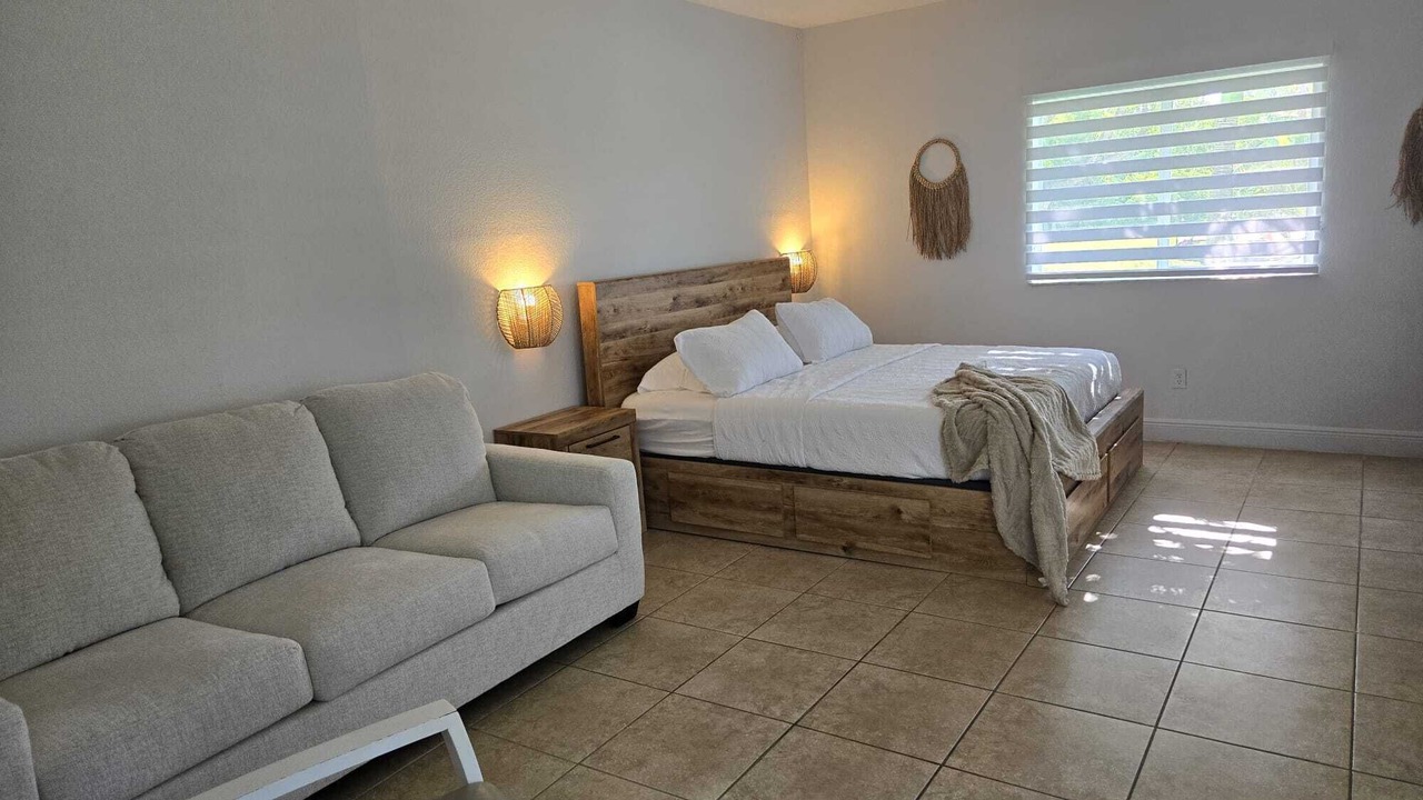 Photo of Bedroom in Alice Town