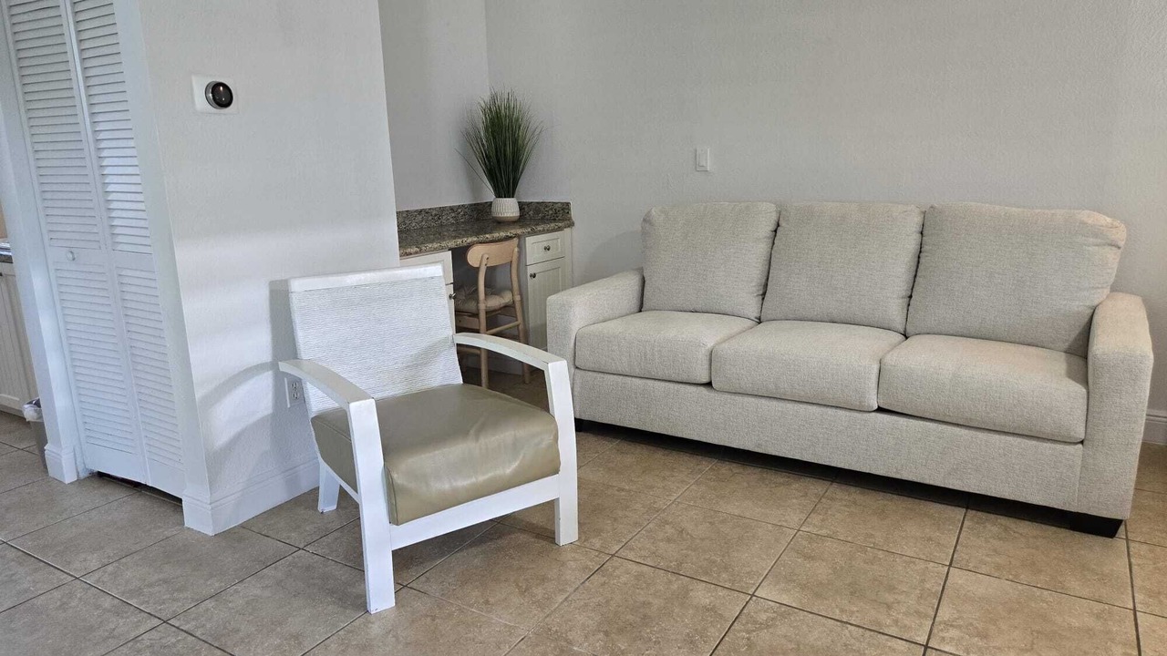 Photo of Livingroom in Alice Town