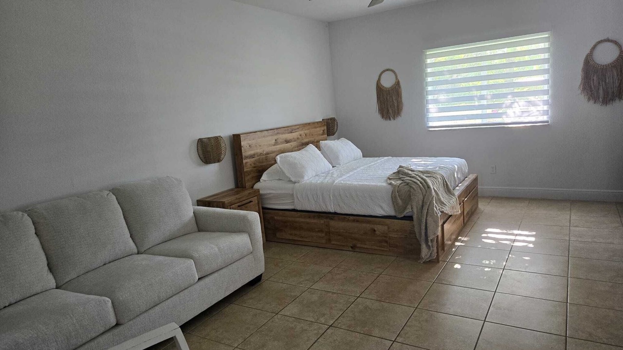 Photo of Bedroom in Alice Town
