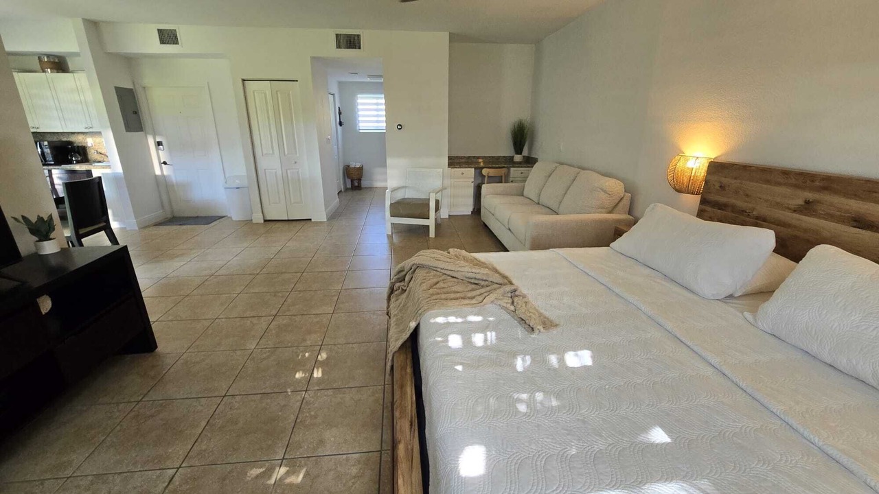 Photo of Bedroom in Alice Town