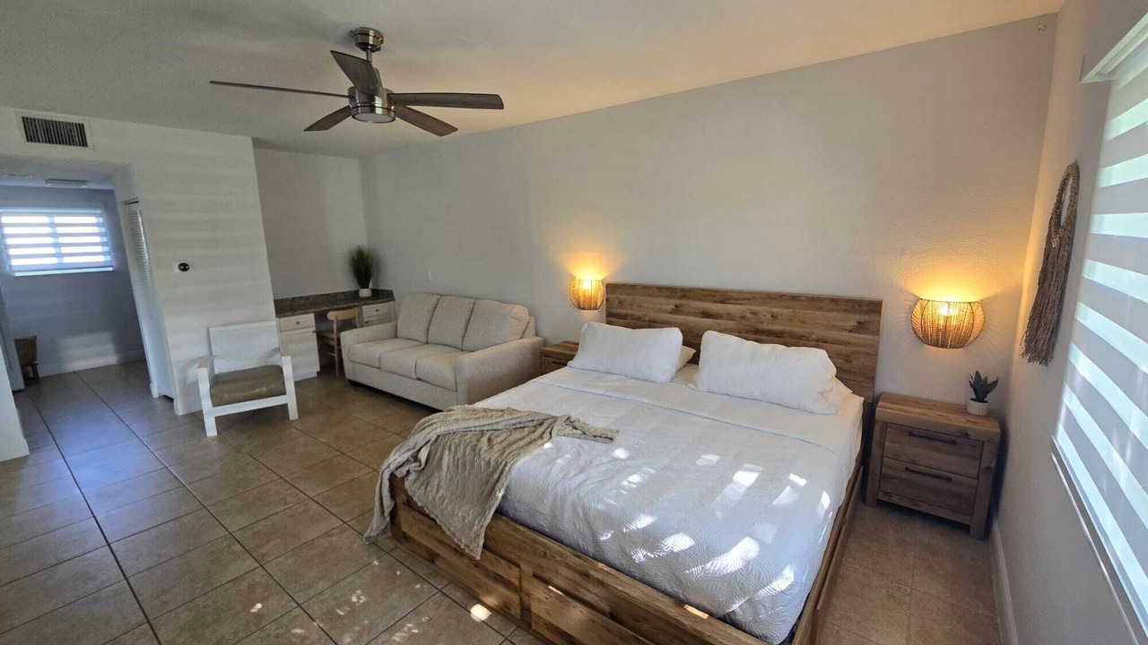 Photo of Bedroom in Alice Town