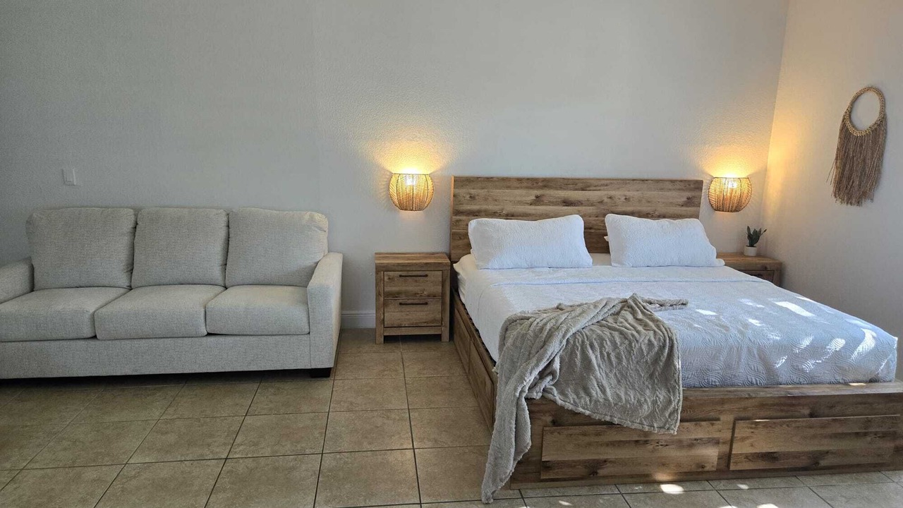 Photo of Bedroom in Alice Town