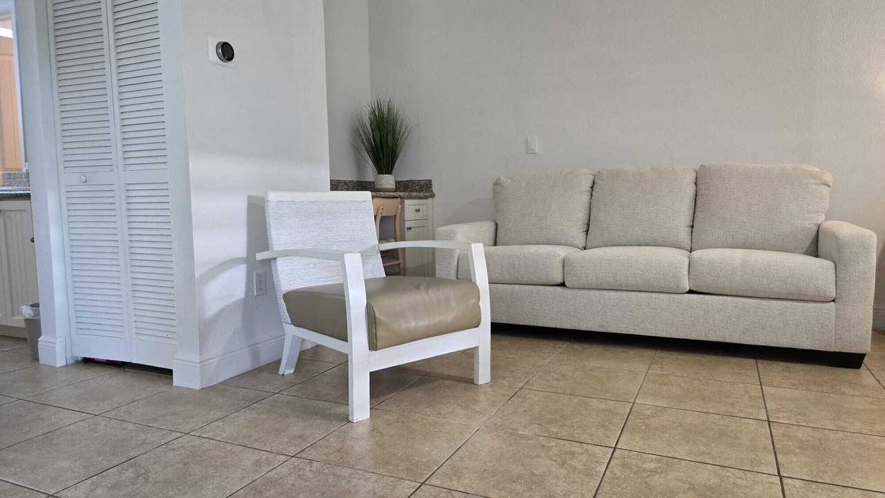 Photo of Livingroom in Alice Town