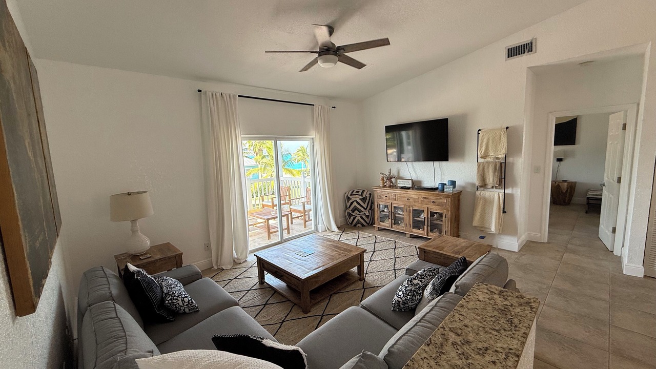Photo of Livingroom in Alice Town