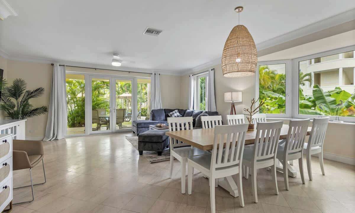 Photo of Livingroom in Paradise Island