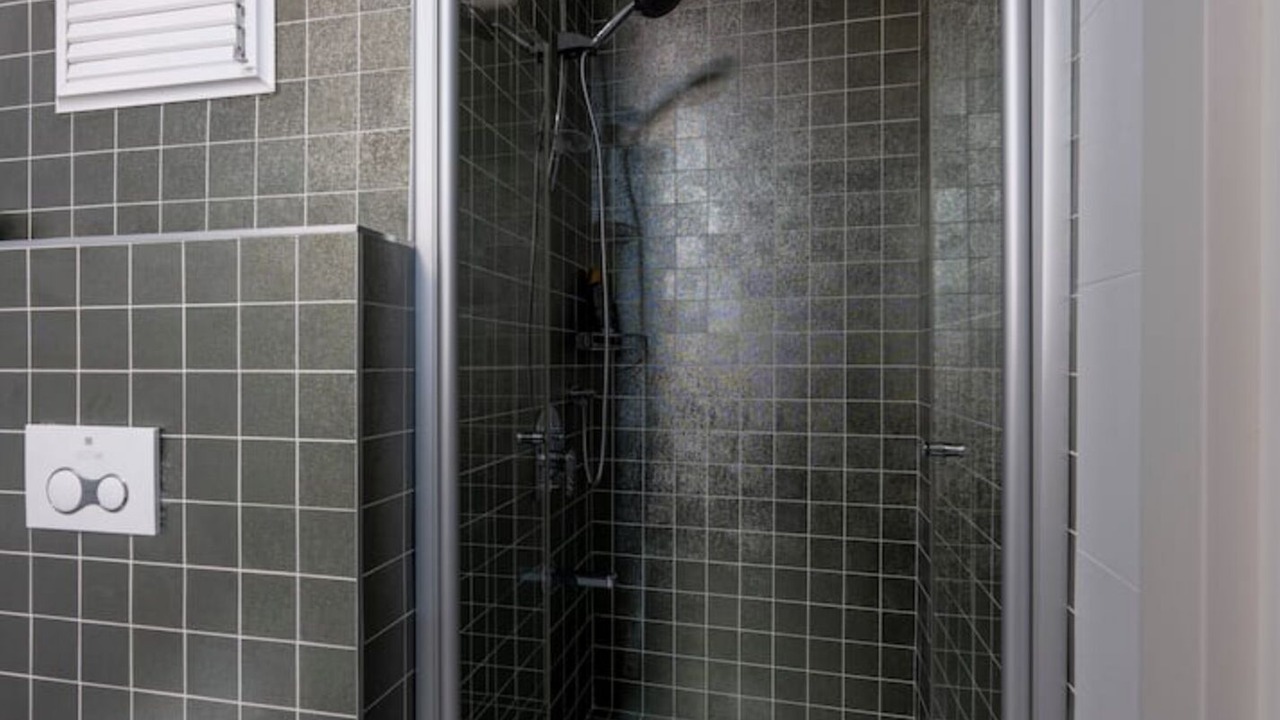 Photo of Bathroom in Kundu