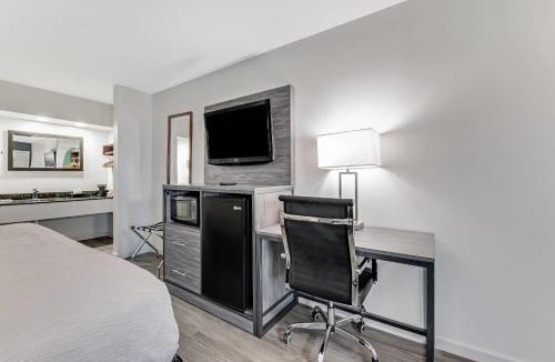 Laurinburg Hotel | Quality Inn Laurinburg