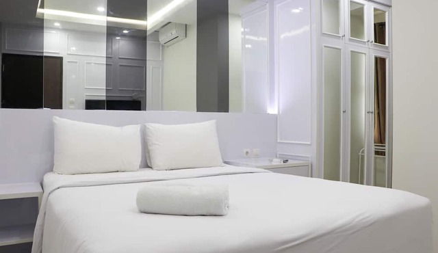 Comfort 2Br Apartment At 30Th Floor Transpark Cibubur in Depok
